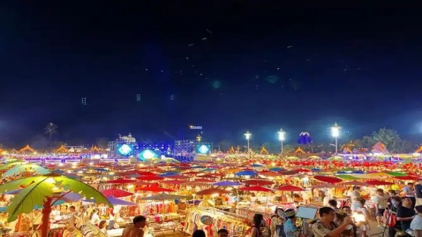 夜市巷口：一碗加蛋的炒粉——关于经典散文的朗诵经典篇目