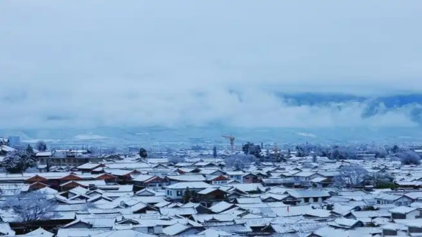 春雪落满旧屋檐——关于经典散文的朗诵经典篇目