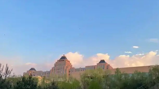 赋予大学高度的责任——关于明天的演讲经典篇目