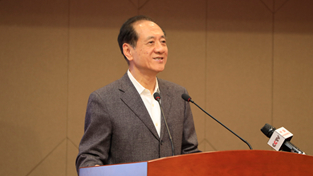 为民族的伟大事业添砖加瓦，你感到无比幸福——关于科学的朗诵经典篇目