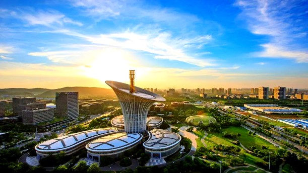 我为中国光谷点赞——关于党政祖国的朗诵经典篇目