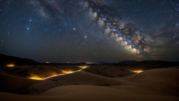 沙漠:深夜里看见满天星河——关于经典散文的朗诵经典篇目