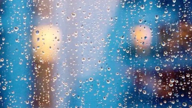 下雨天的塑料布——关于经典散文的朗诵经典篇目