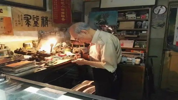 修笔匠的小锉刀——关于经典散文的朗诵经典篇目