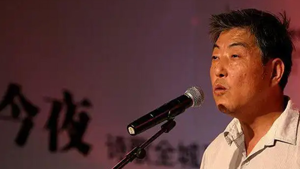 生活在自己的祖国，我很骄傲——关于现代诗歌的演讲经典篇目