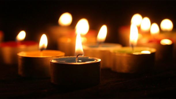 烛光——关于现代诗歌的演讲经典篇目